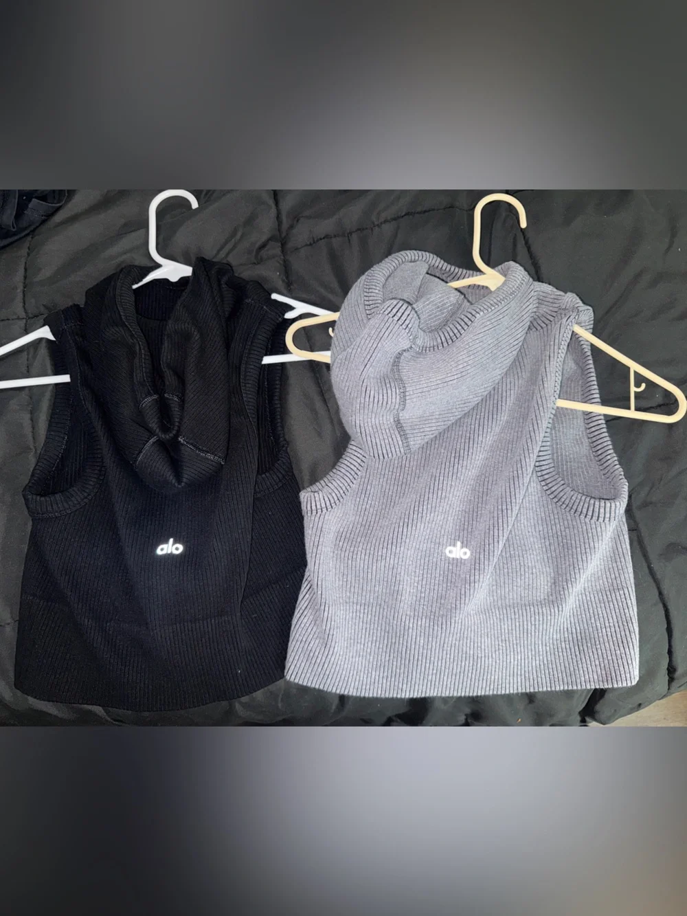 ALO Yoga black and grey Ribbed Crop Hoodie in Black